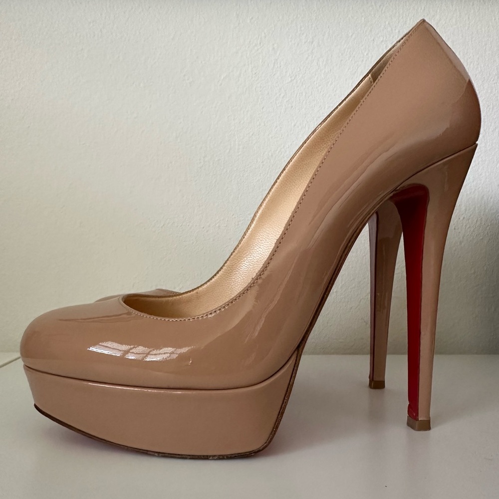 Christian Louboutin Nude Pump